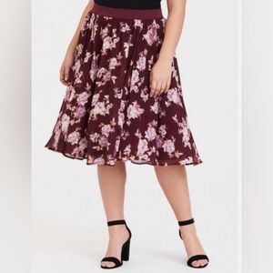 TORRID Sz 4 Vanity Chiffon A-Line Floral Petticoat Lined Elastic Waist Skirt NEW